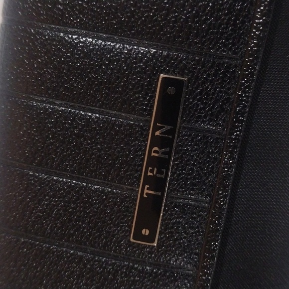 TERN Black Leather Canvas Zipper Bi-fold Coin Purse 4x3-in - Women's Accessories - Picture 3 of 10